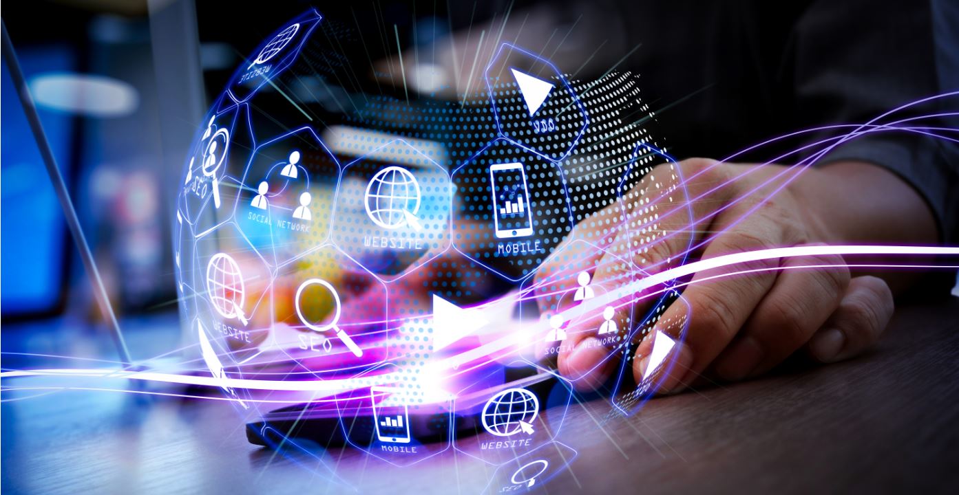 Im Fokus: Digitalisierung Im Fokus: Digitalisierung