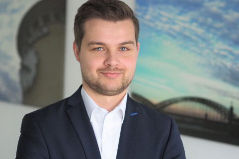 Berater Sebastian Satzvey von rosenbaum nagy